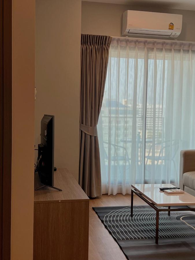 Luxury New Perfect Pool Gym Condo1 Br Chiang Mai Luaran gambar