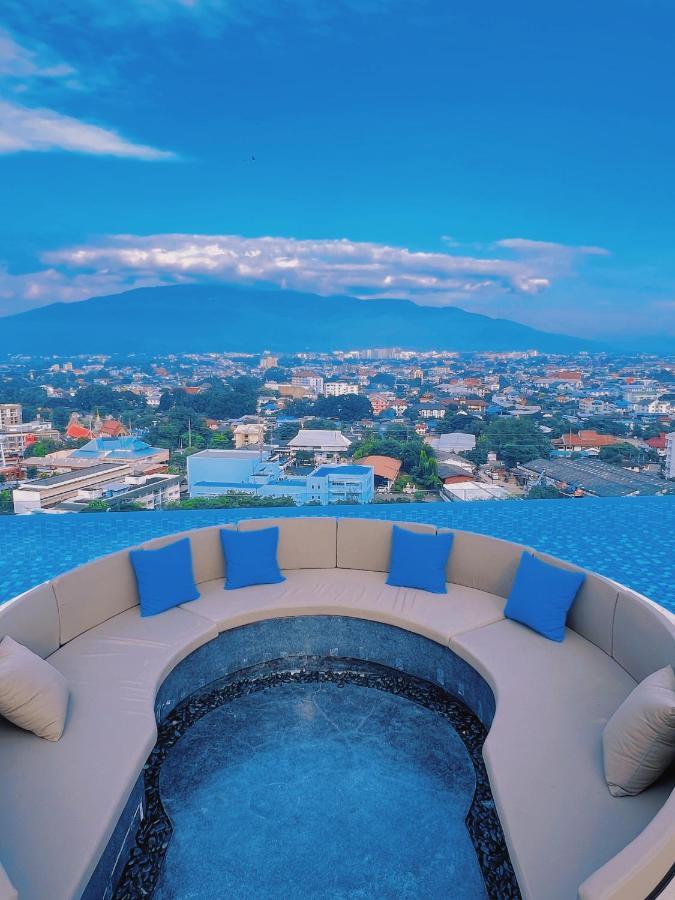 Luxury New Perfect Pool Gym Condo1 Br Chiang Mai Luaran gambar