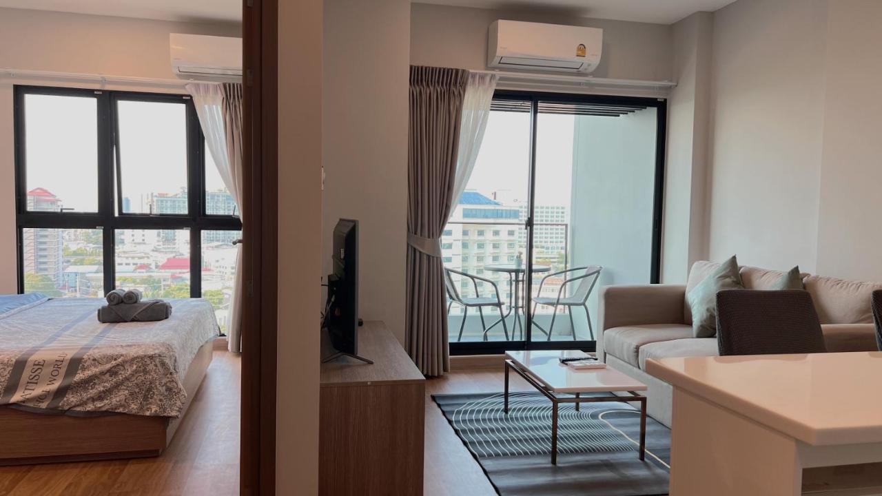 Luxury New Perfect Pool Gym Condo1 Br Chiang Mai Luaran gambar