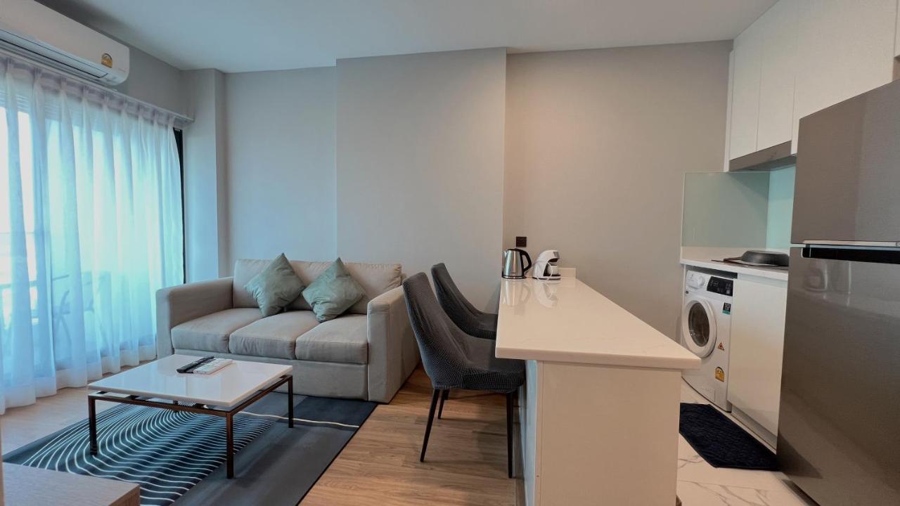 Luxury New Perfect Pool Gym Condo1 Br Chiang Mai Luaran gambar